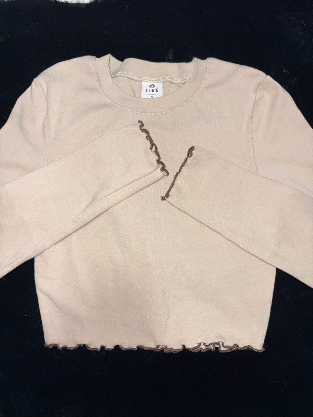 Zine Clothing Beige Cropped Long Sleeve Top